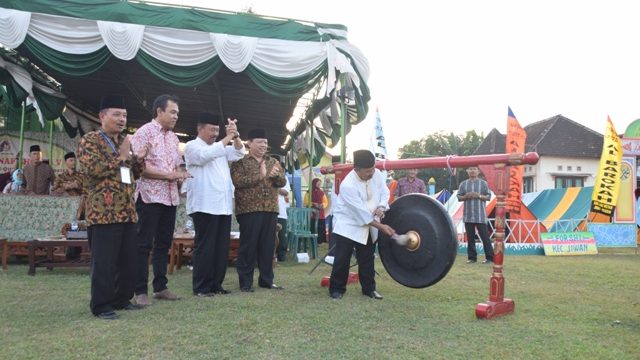 BUPATI MADIUN MEMBUKA JAMBORE ANAK SHOLEH V TAHUN 2018 SE KABUPATEN MADIUN