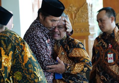 Tangis Haru Warnai Apel Bersama Bupati Madiun dan Wakil Bupati Madiun dengan ASN Pemkab Madiun