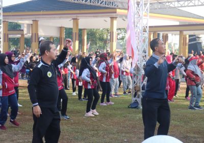 Meriahkan Hari Jadi ke 456 Kabupaten Madiun, Pemkab Madiun Gelar Senam Bersama dan Permainan Tradisional