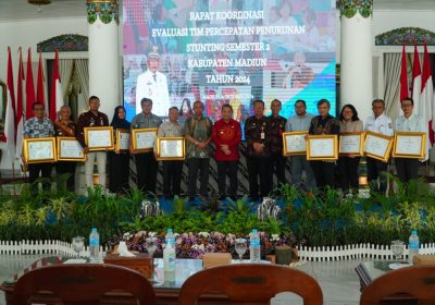 PJ BUPATI MADIUN BERI ARAHAN KEPADA KECAMATAN YANG MASIH DALAM GARIS MERAH PADA PROGRAM PENURUNAN STUNTING